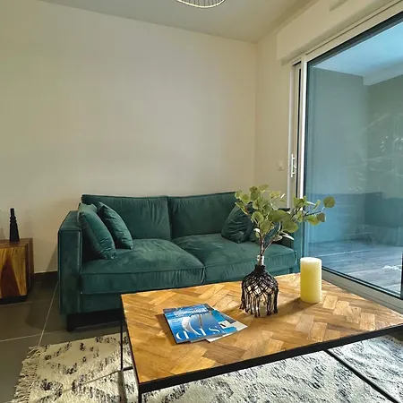 Superbe T2 Dans Résidence Avec Piscine Chauffée Appartement