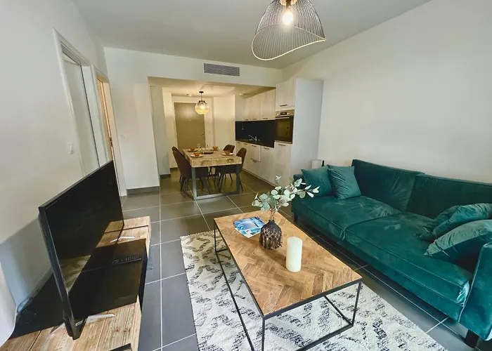 Superbe T2 Dans Résidence Avec Piscine Chauffée Appartement *